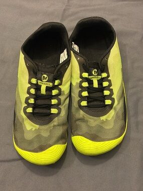 Merrell Men’s Neon Yellow and Black Athletic Shoes
